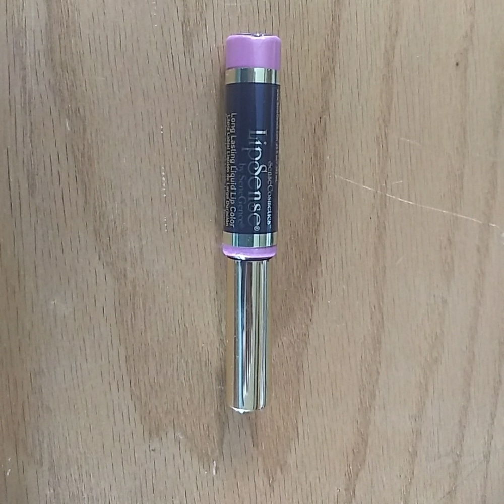 Lipsense senegence liquid lip color Kellys krush